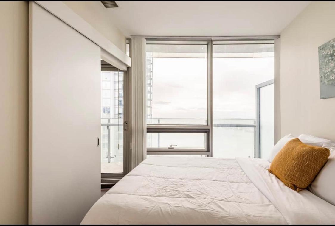 Cozy 2 Bedroom Free Parking Downtown Toronto 1Min Scotiabank Arena Tff Cn Tower Rogers Centre Union Station エクステリア 写真